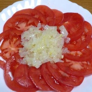 超簡単☆トマトと玉ねぎのサラダ